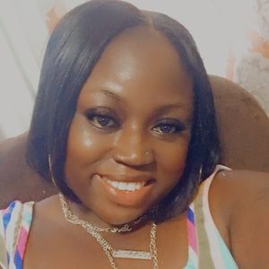 Meet your Posher, Tashae